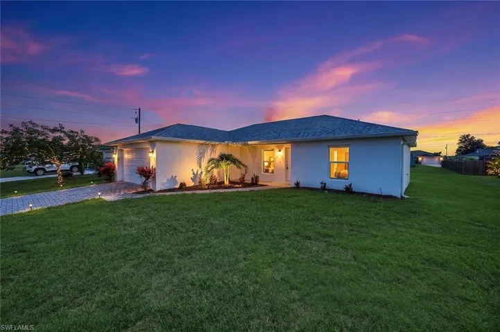 1317 Ne 9th Ave, Cape Coral, Florida 33909