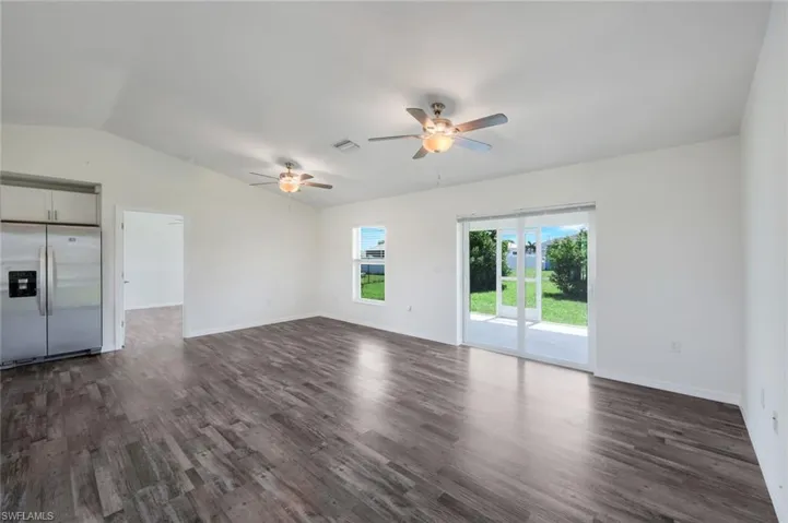 1317 Ne 9th Ave, Cape Coral, Florida 33909