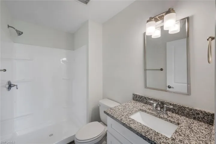 1317 Ne 9th Ave, Cape Coral, Florida 33909