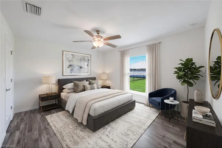 1317 Ne 9th Ave, Cape Coral, Florida 33909