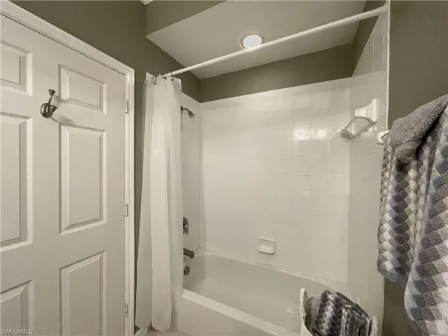 2nd bathroom shower
