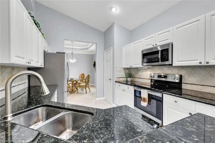 23166 Rosedale Dr 201, Estero, Florida 34135