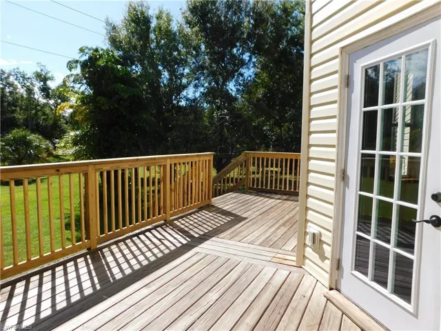 16990 Laurelin Ct, North Fort Myers, Florida 33917