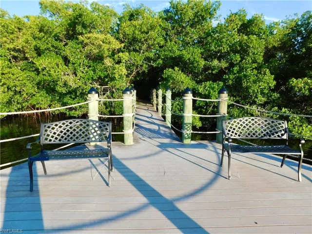 16990 Laurelin Ct, North Fort Myers, Florida 33917
