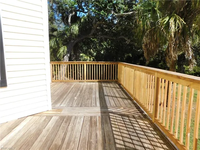 16990 Laurelin Ct, North Fort Myers, Florida 33917
