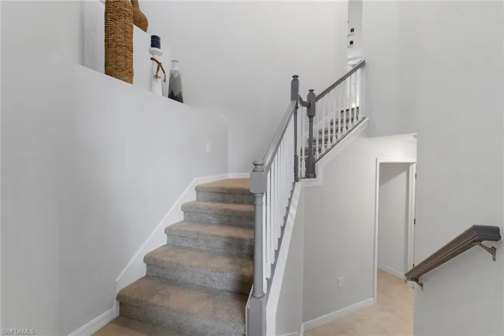Stairway with a high ceiling
