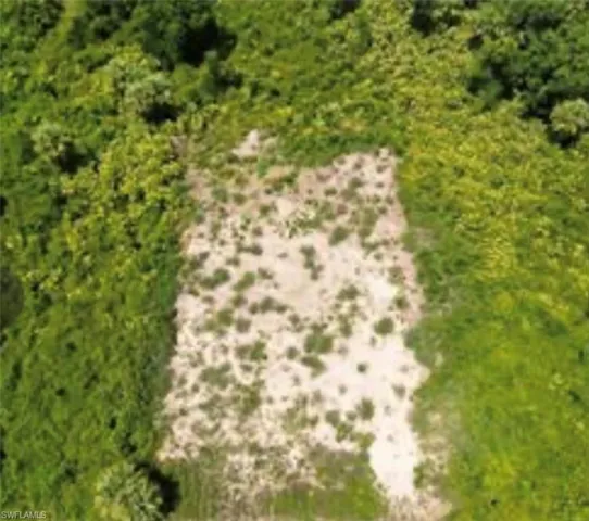 638 Myrna Ct, Lehigh Acres, Florida 33972