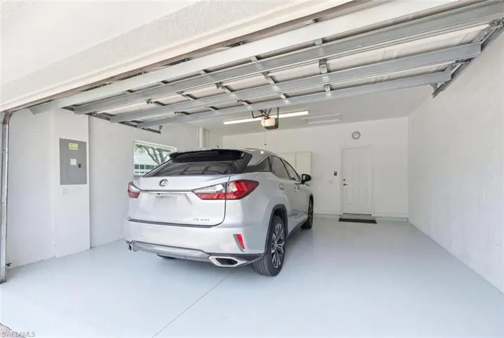 1641 Tarpon Bay Dr S 27, Naples, Florida 34119