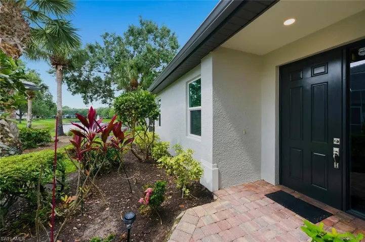 Private entryway