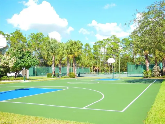1641 Tarpon Bay Dr S 27, Naples, Florida 34119