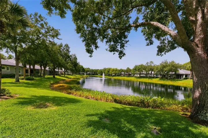 1641 Tarpon Bay Dr S 27, Naples, Florida 34119