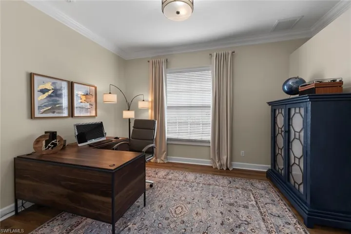 Office/guest bedroom #2