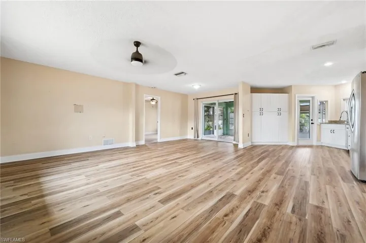 1621 Se 21st Ter, Cape Coral Fl 33990