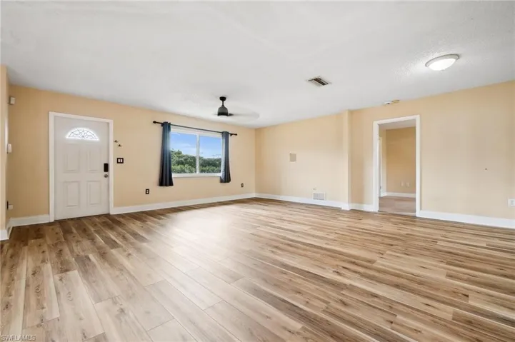1621 Se 21st Ter, Cape Coral Fl 33990