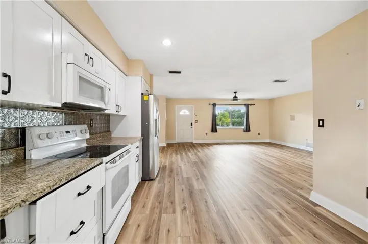 1621 Se 21st Ter, Cape Coral Fl 33990