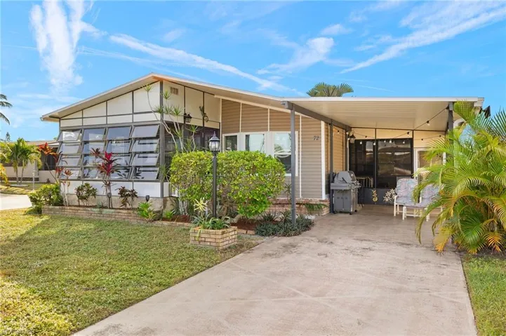 72  Atlantic  WAY, Naples, FL 34104