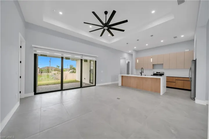 2204 Nw 5th Ter, Cape Coral, Florida 33993
