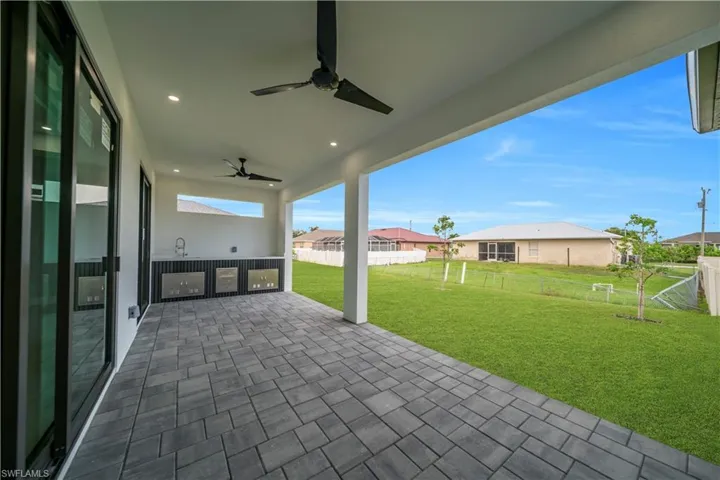 2204 Nw 5th Ter, Cape Coral, Florida 33993