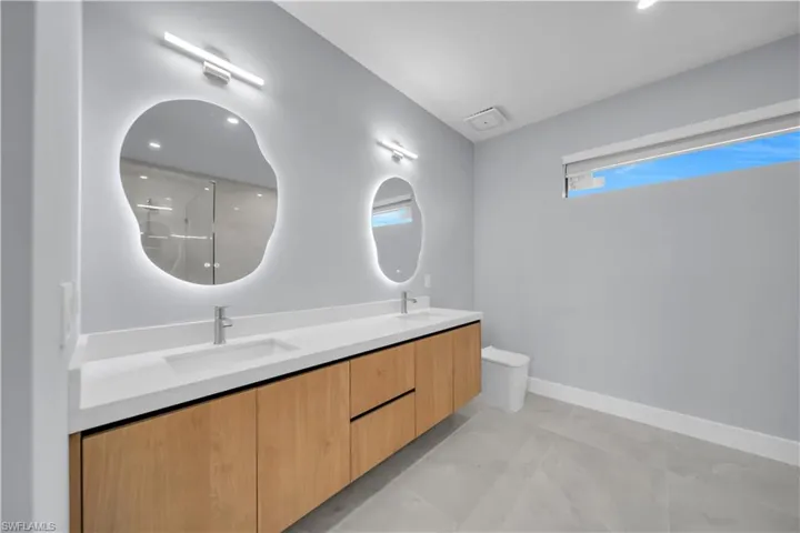 2204 Nw 5th Ter, Cape Coral, Florida 33993