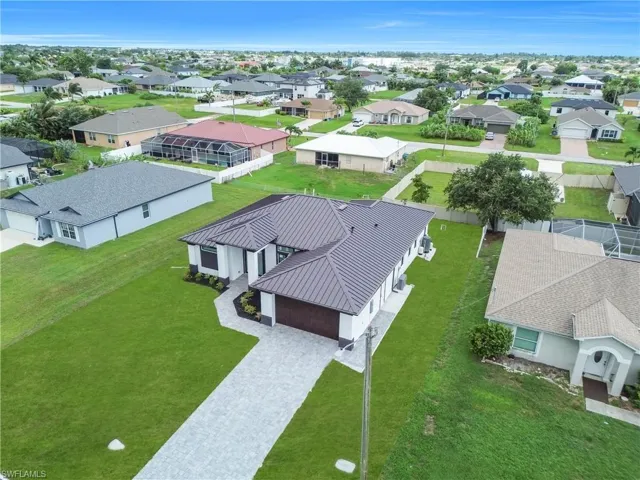 2204 Nw 5th Ter, Cape Coral, Florida 33993