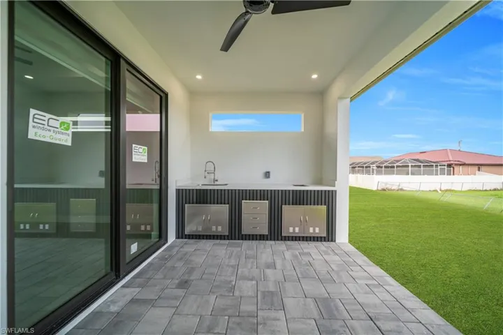 2204 Nw 5th Ter, Cape Coral, Florida 33993