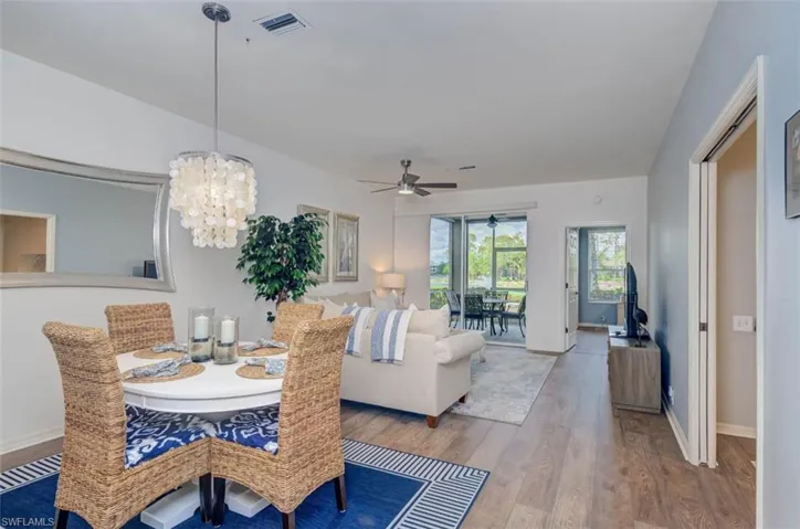 8223  Parkstone  PL, Naples, FL 34120