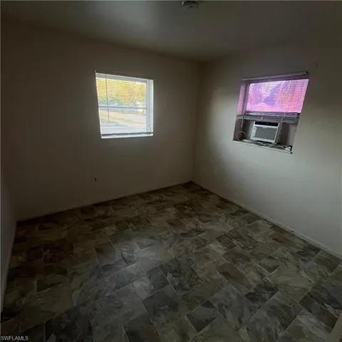 2301  Cranford  AVE, Fort Myers, FL 33916