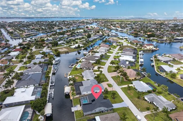 4933 Seville Ct, Cape Coral, Florida 33904