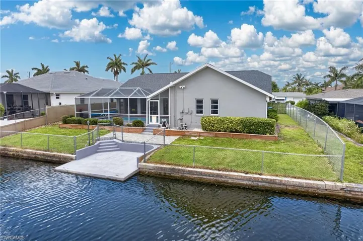 4933 Seville Ct, Cape Coral, Florida 33904