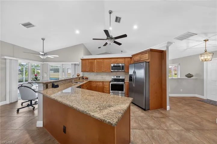 4933 Seville Ct, Cape Coral, Florida 33904