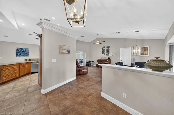 4933 Seville Ct, Cape Coral, Florida 33904
