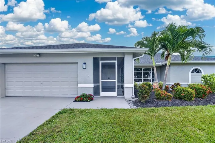 4933 Seville Ct, Cape Coral, Florida 33904