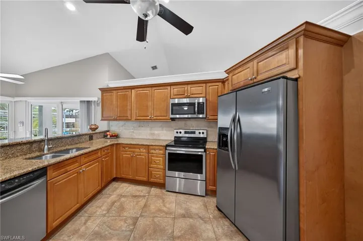 4933 Seville Ct, Cape Coral, Florida 33904