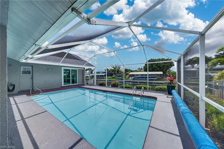 4933 Seville Ct, Cape Coral, Florida 33904