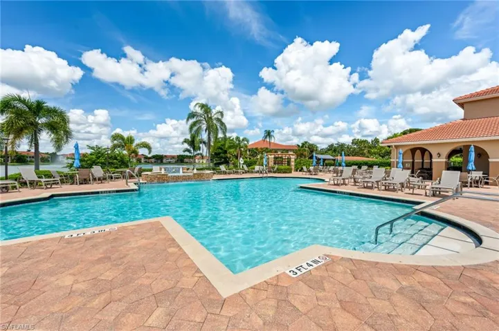 6930 Huntington Lakes Cir 203, Naples, Florida 34119