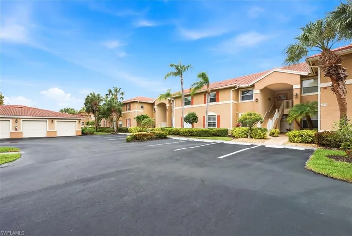 6930 Huntington Lakes Cir 203, Naples, Florida 34119