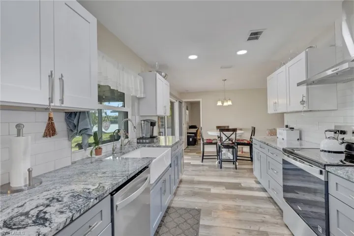 15910 Lake Candlewood Dr, Fort Myers, Florida 33907