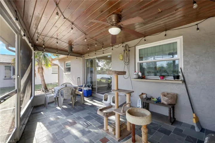 15910 Lake Candlewood Dr, Fort Myers, Florida 33907