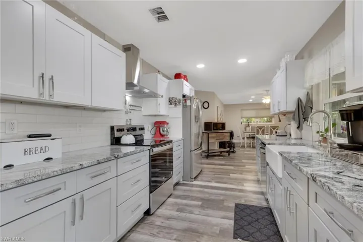 15910 Lake Candlewood Dr, Fort Myers, Florida 33907