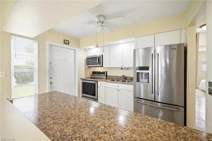 8 Tangerine Ct, Lehigh Acres, Florida 33936