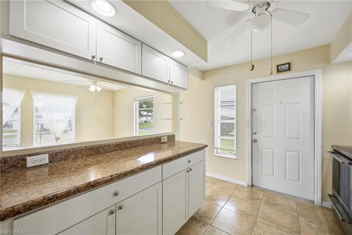 8 Tangerine Ct, Lehigh Acres, Florida 33936