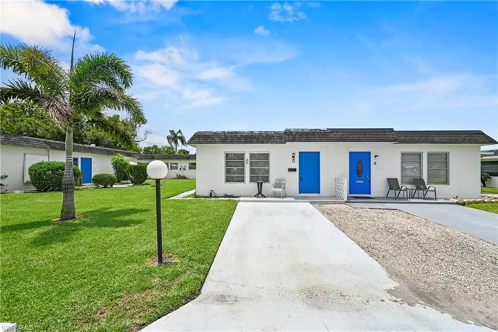 8 Tangerine Ct, Lehigh Acres, Florida 33936