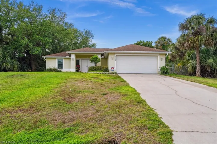 5006  Wild Goose  CIR, Labelle, FL 33935