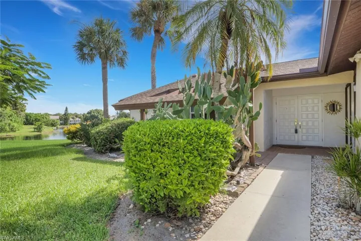 147 Round Key Cir P1, Naples, Florida 34112