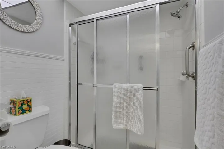 147 Round Key Cir P1, Naples, Florida 34112