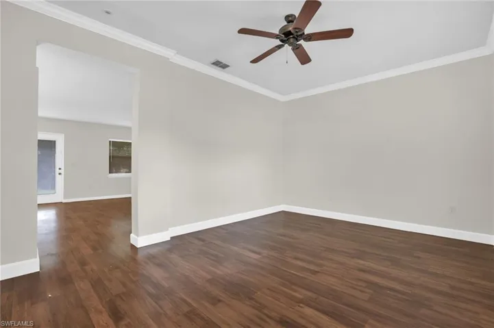 1090 Parnell Ct, Deltona, Florida 32738