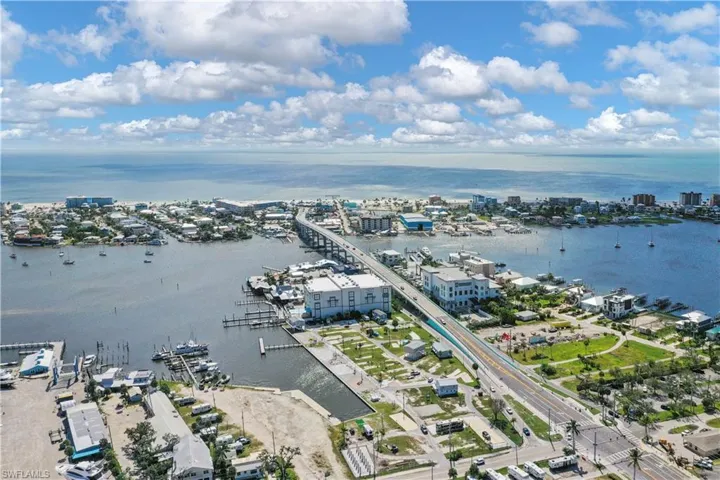 19281 #45 San Carlos Blvd, Fort Myers Beach, Florida 33931