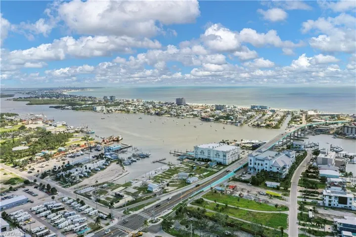 19281 #45 San Carlos Blvd, Fort Myers Beach, Florida 33931