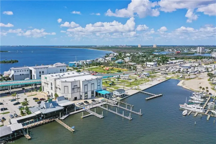 19281 #45 San Carlos Blvd, Fort Myers Beach, Florida 33931