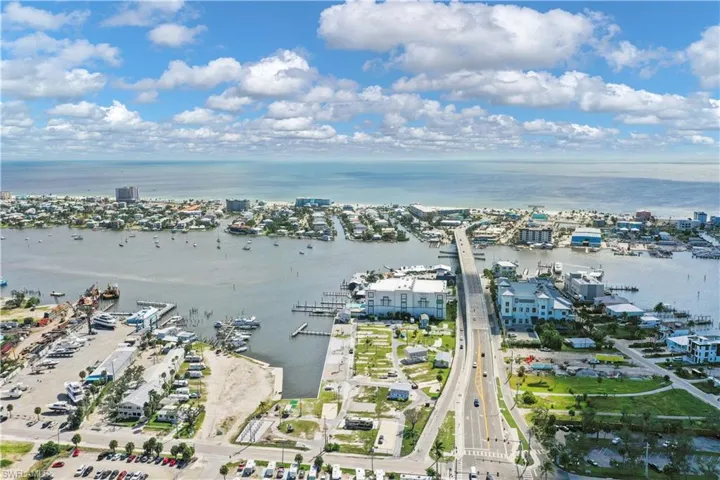 19281 #45 San Carlos Blvd, Fort Myers Beach, Florida 33931